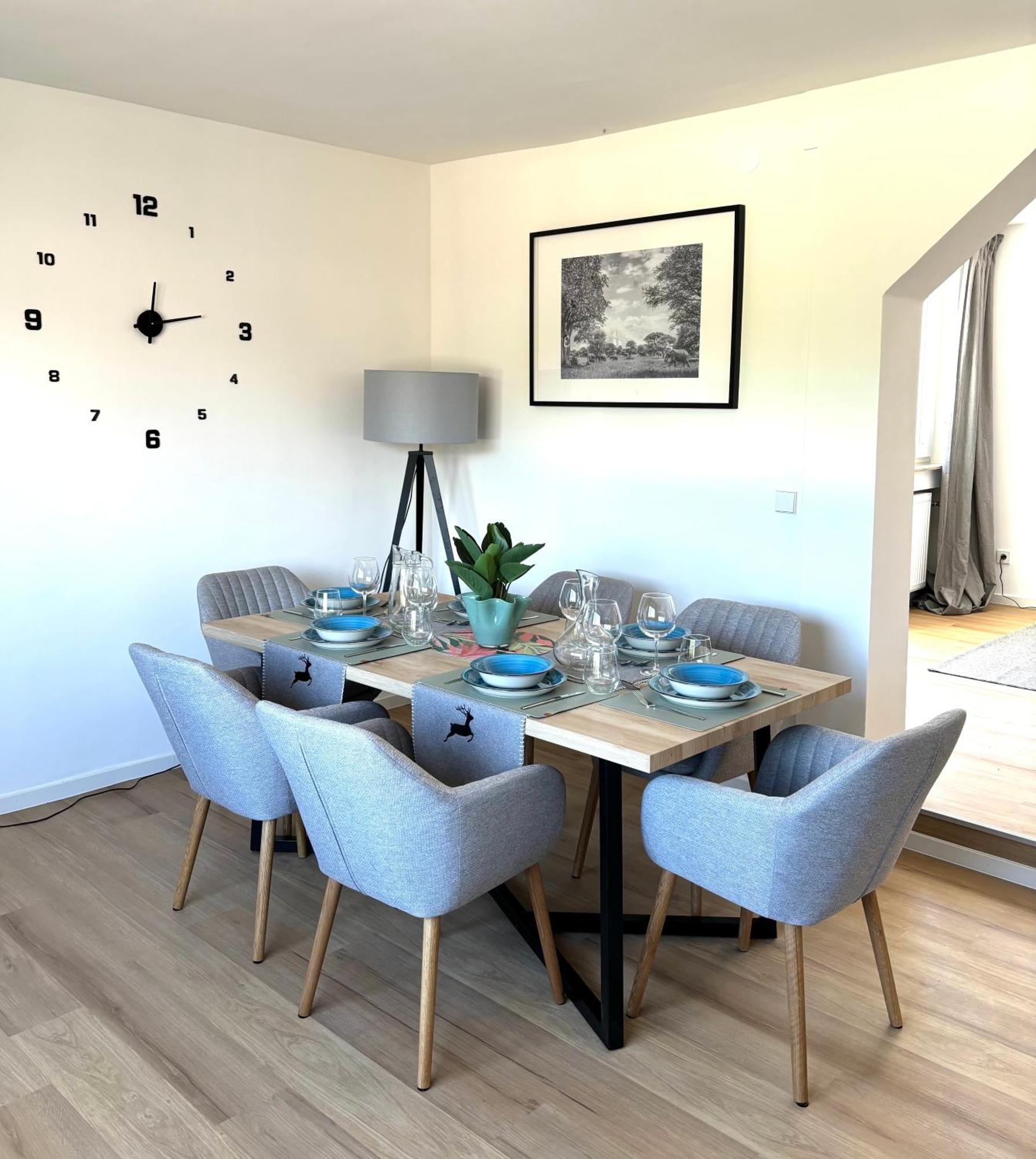Gesamte Wohnung, Kueche, Parkplatz, Terrasse Бад-Беллінген Екстер'єр фото